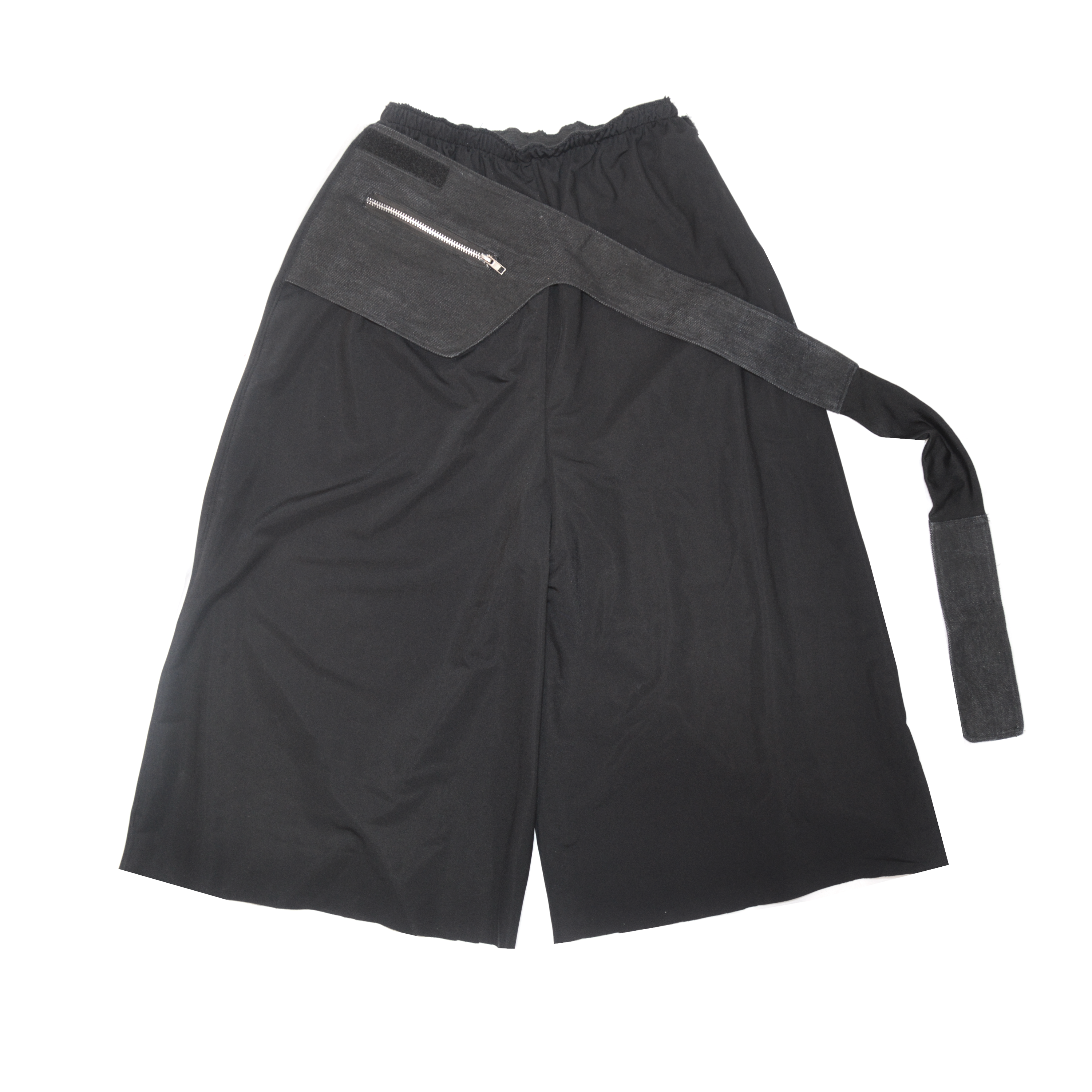 POUCH SHORTS